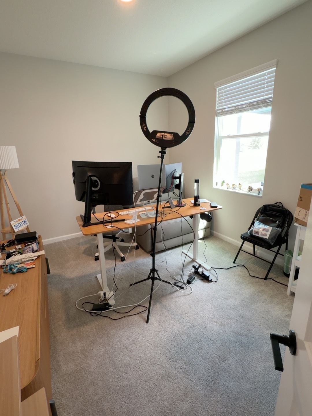 Vista geral do home office